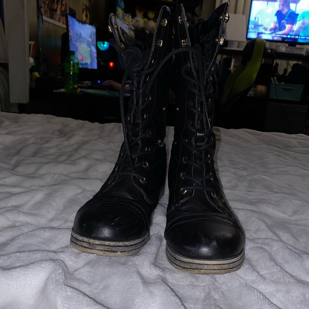 ShoeDazzle Combat boots